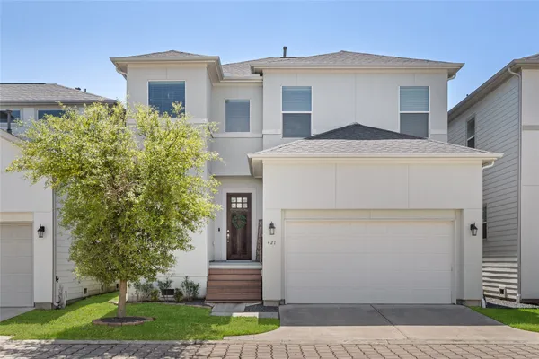427 YALE OAKS LN