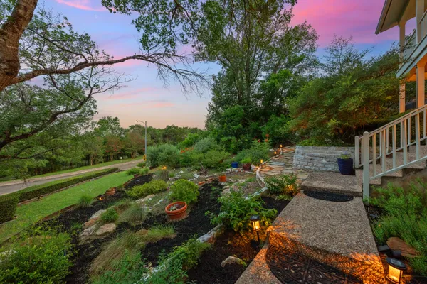 6004 MOUNT BONNELL RD