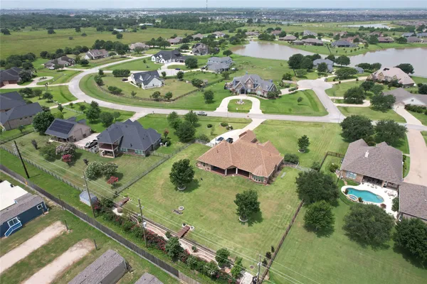 4622 SHADOW GRASS DR