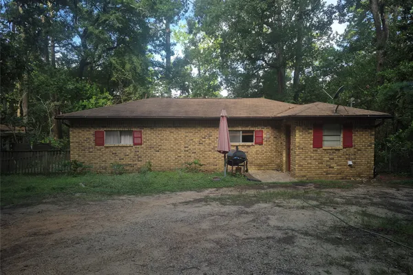 8312 ELM DR