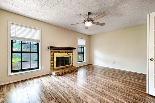 15889 PRESTON RD 1001