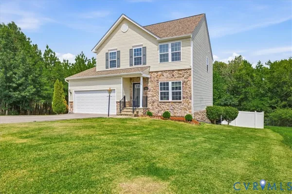 1916 RIVER RIDGE PL