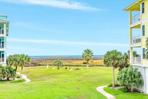 4231 POINTE W 103
