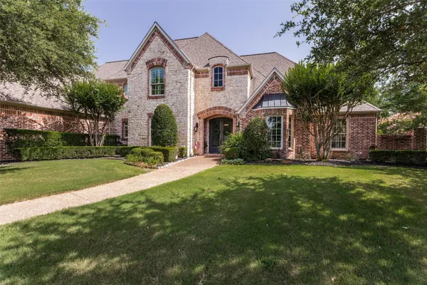 1612 FAIR OAKS DR