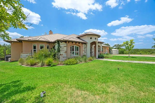 1012 QUAIL RIDGE DR