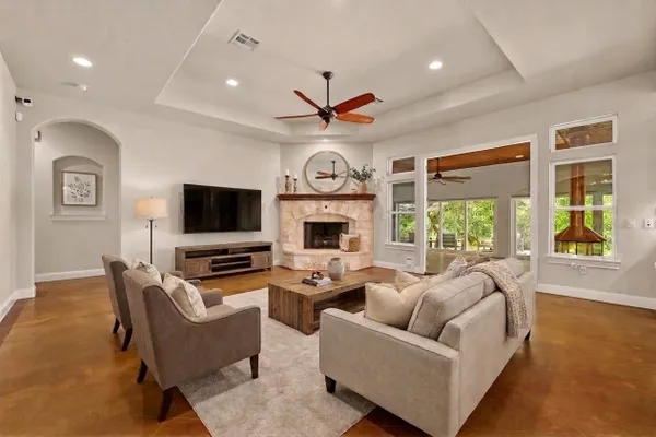 1012 QUAIL RIDGE DR