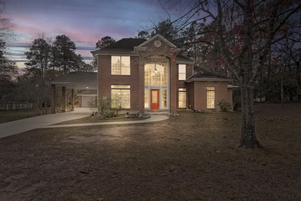 8903 SENDERA DR