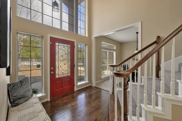 8903 SENDERA DR