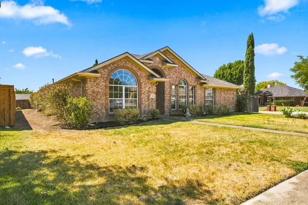 740 AMHURST CT