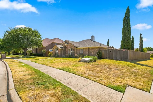 740 AMHURST CT
