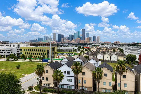 214 PLAZA DEL SOL PARK