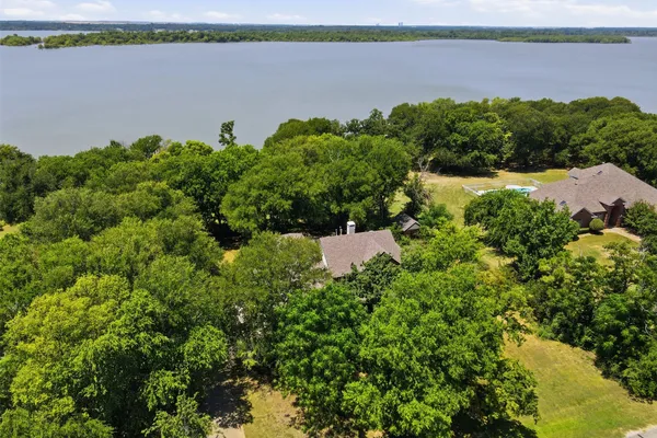 3101 W OAK SHORES DR