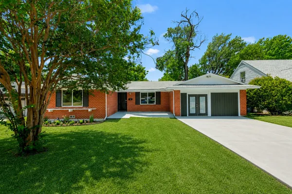 3500 BRANDON LN