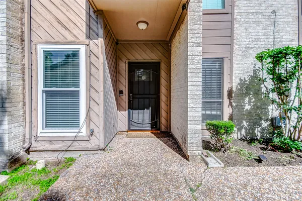 11280 BRAES FOREST DR 401