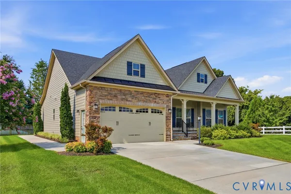 9052 GARRISON MANOR DR