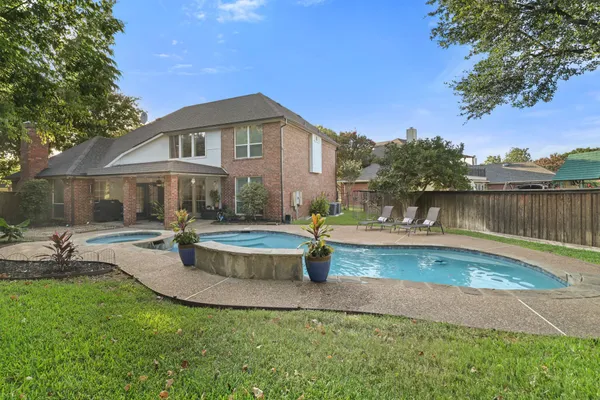 2321 MEGAN WAY