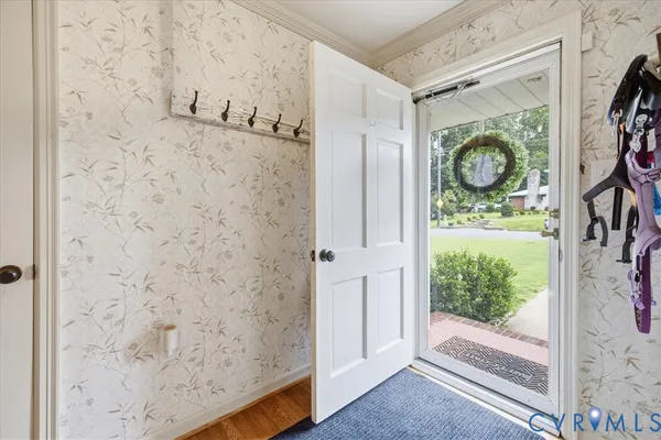 1117 OAKWOOD DR