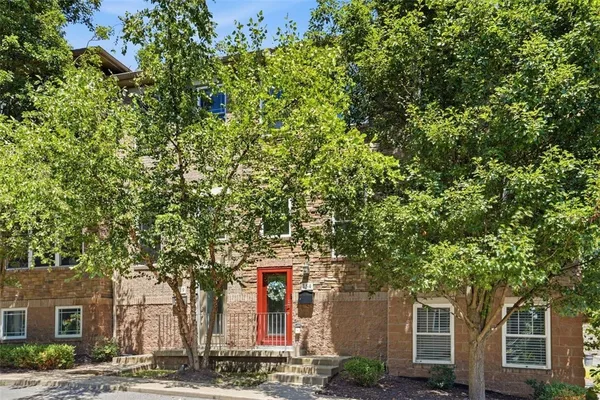 154 SWEETBRIAR VILLAGE TRL