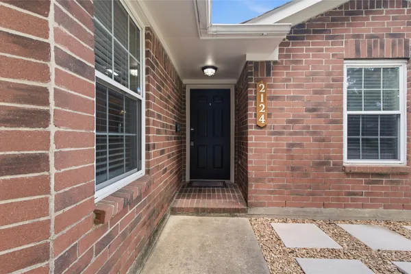 2124 TOWER BRIDGE RD