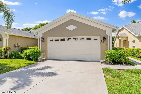 8471 IBIS COVE CIR M677