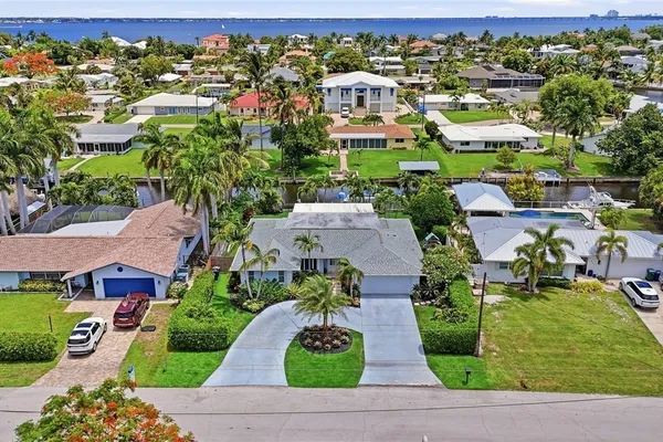405 PRATHER DR