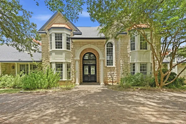 850 JERRYS LN