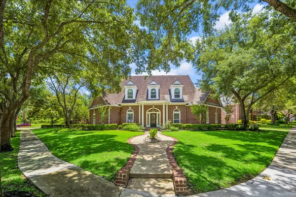 4003 WOODBRIAR CT
