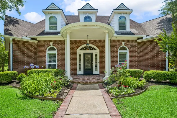 4003 WOODBRIAR CT