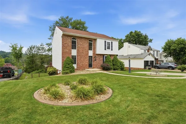 328 WHITNEY CHASE LN