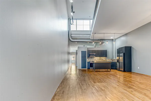 1312 LIVE OAK ST 223