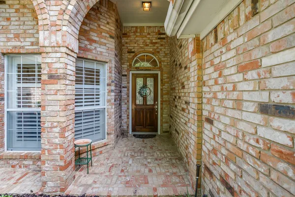 14 ZACHARY CT