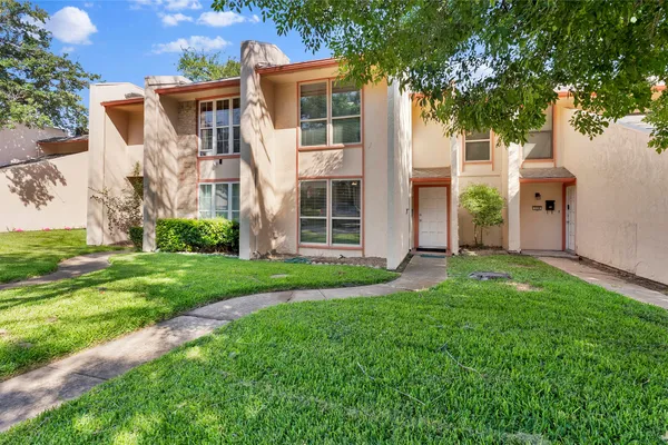 341 ARBORVIEW DR