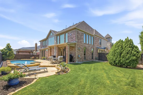 182 SPRINGBROOK DR
