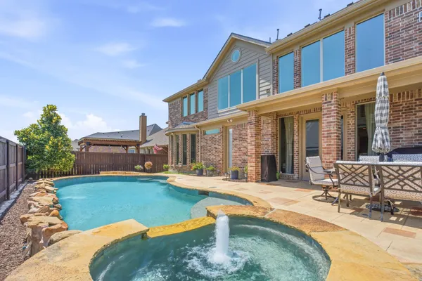 182 SPRINGBROOK DR