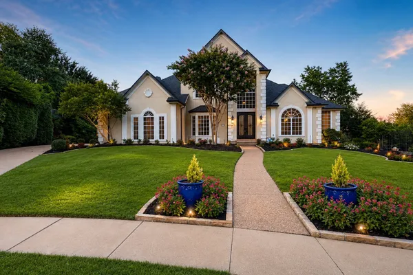 2880 HIDDEN CREEK LN