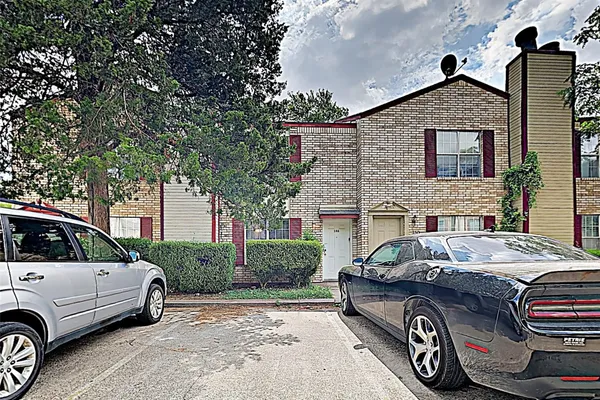 146 AUSTIN STONE DR