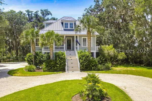 108 FRONT ST