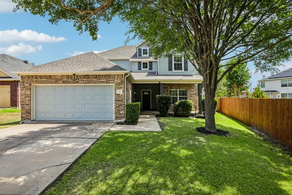 2821 PURPLE THISTLE DR