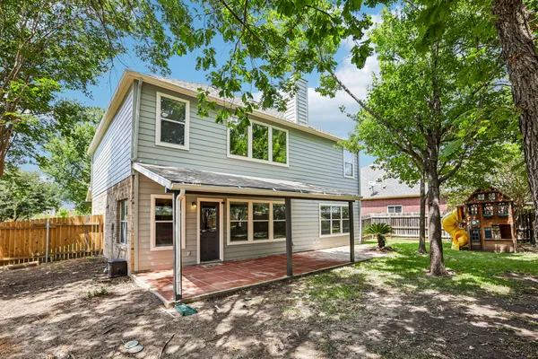 2821 PURPLE THISTLE DR