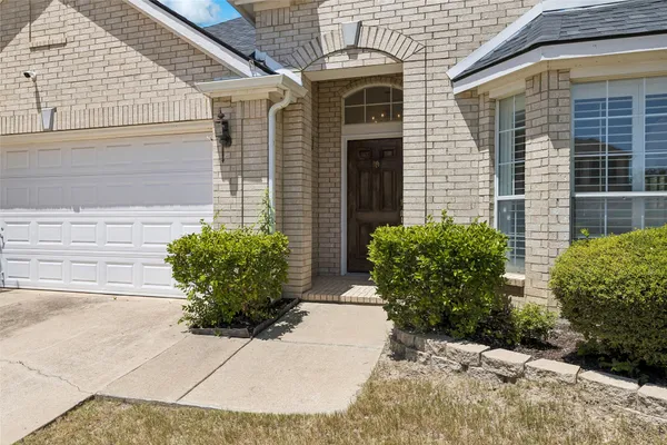 5787 WALNUT CREEK DR