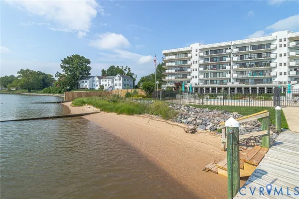 128 PRINCE ST 110