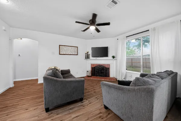 9403 CABIN CREEK DR
