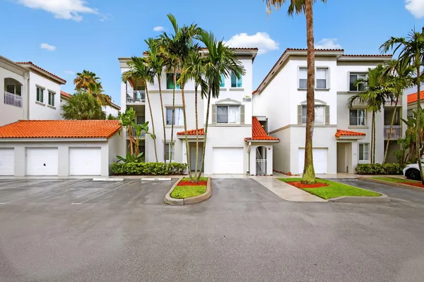 11029 LEGACY BLVD 201