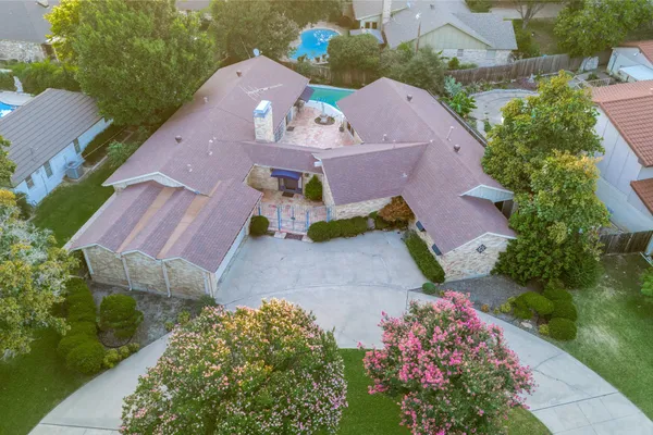 6101 CIRCLEVIEW DR
