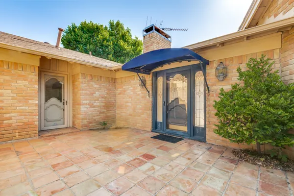 6101 CIRCLEVIEW DR