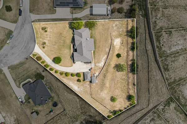 1110 MOUNT LN