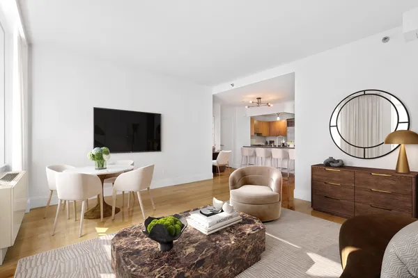 125 W 22ND ST 5-C