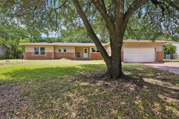 5104 MALINDA LN