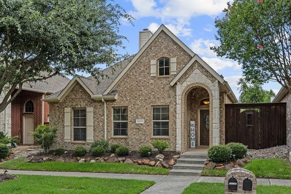 10216 BOYTON CANYON RD