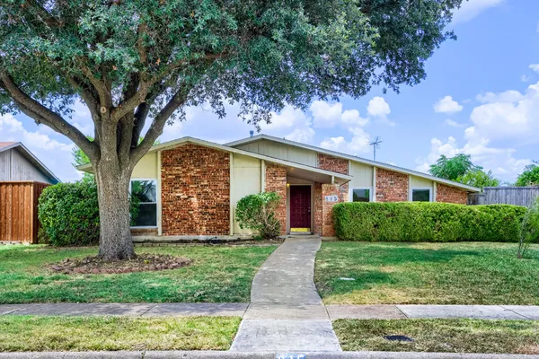 815 FLEMING TRL
